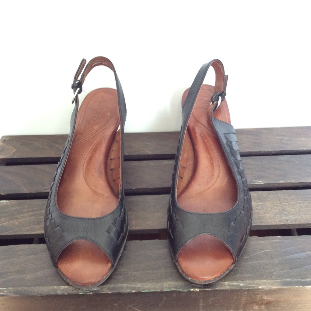 Naya Fandanga Black weave Leather Peep Toe Heel